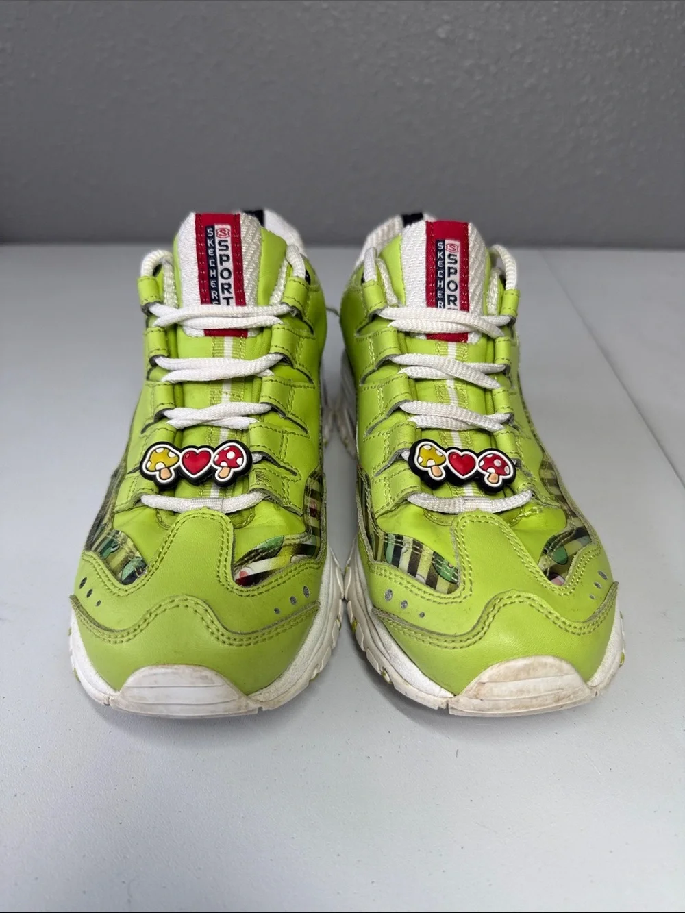Skechers bright lime